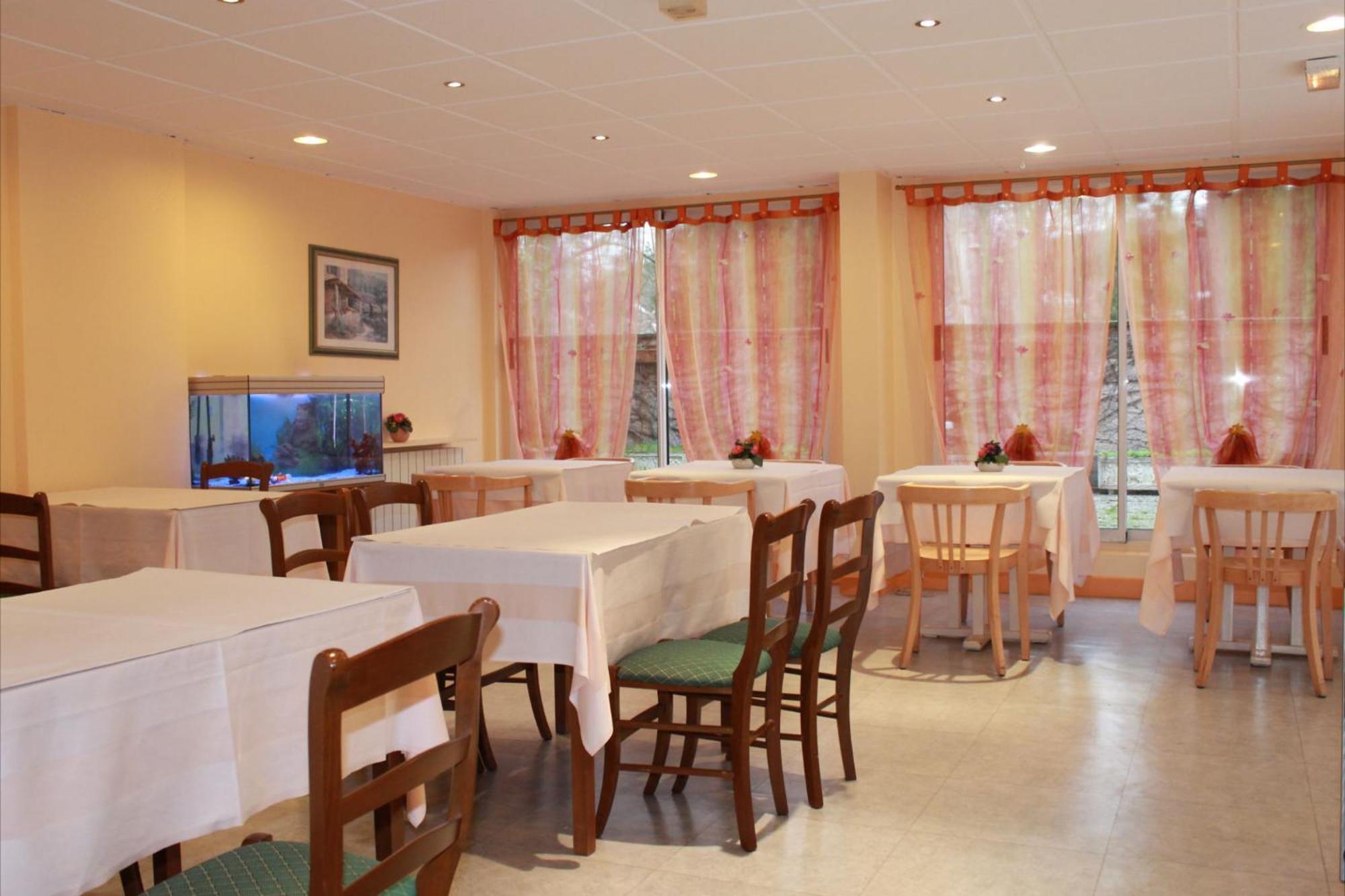 Hotel Le Village Gif-sur-Yvette Eksteriør bilde
